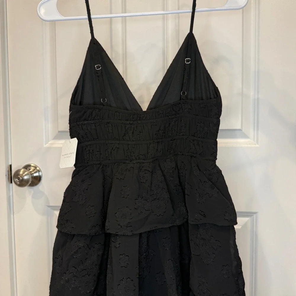 Altar'd State Black Floral Burnout Tiered Mini Dress Smocked Waist Size XS NWT - Picture 6 of 8